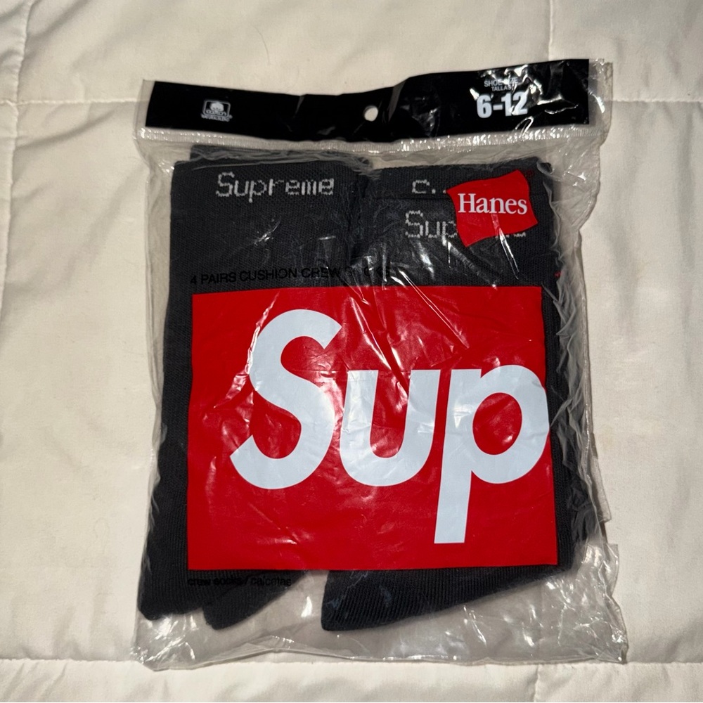 Supreme Hanes Black Cushioned Crew Socks 4 Pack